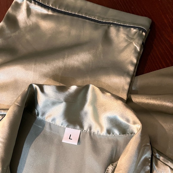 Pajama Set - Picture 5 of 9